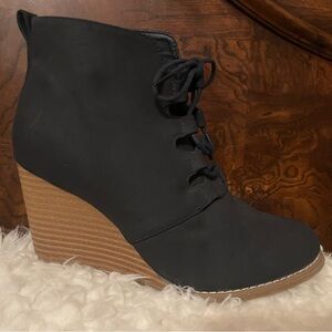 Nautica Black Lace-Up Wedge Bootie with Tan Stacked Heel